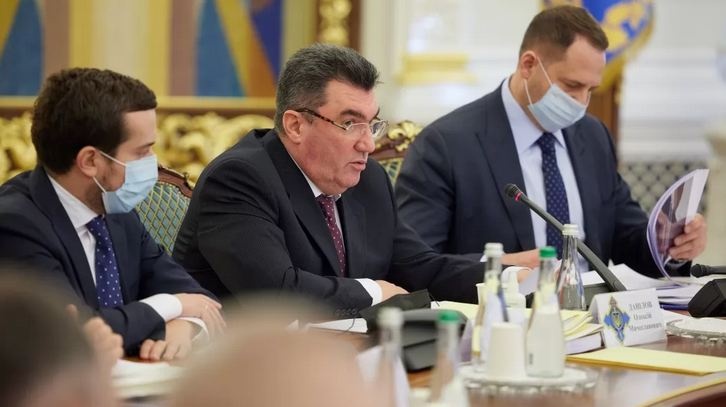 Данилов: Украина видит территорию России на глубину до 400 километров
