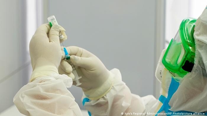 В Украине за сутки зафиксировано более 6 тысяч новых случаев коронавируса