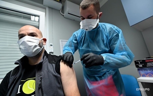 За сутки в Украине вакцинировали почти 111 тысяч человек