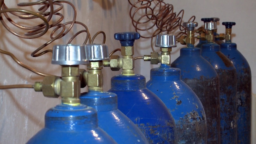 Украина закупит сотни кислородных станций