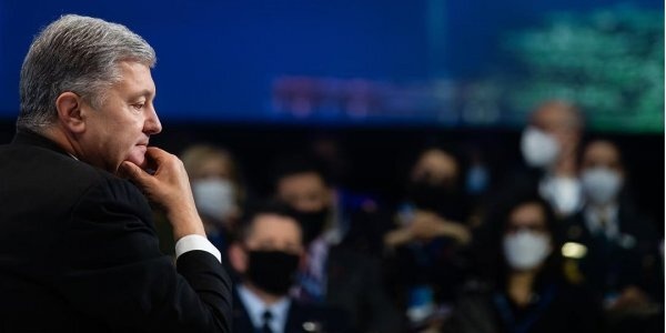 В Офисе генпрокурора подписали ходатайство об аресте Порошенко