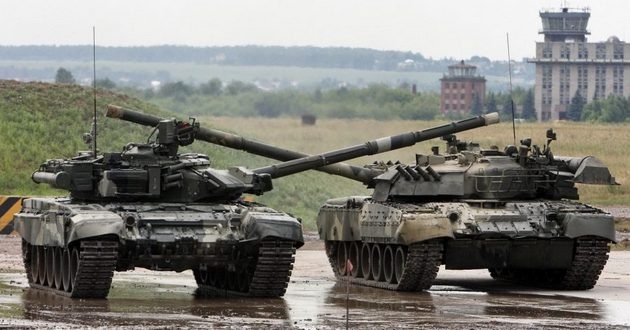 Россия отводит 10 тысяч военных от границы с Украиной