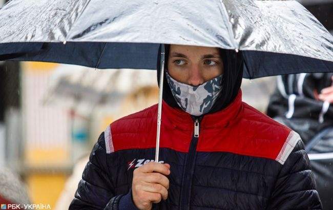 Дожди, местами с мокрым снегом: прогноз погоды на сегодня