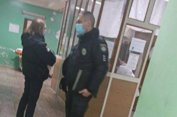 В Киеве грабители зверски избили курьера: парень попал в реанимацию