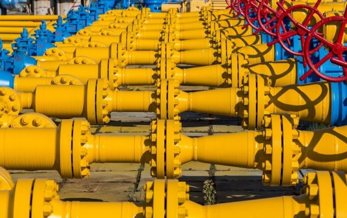 "Газпром" резко уменьшил транзит газа по территории Украины