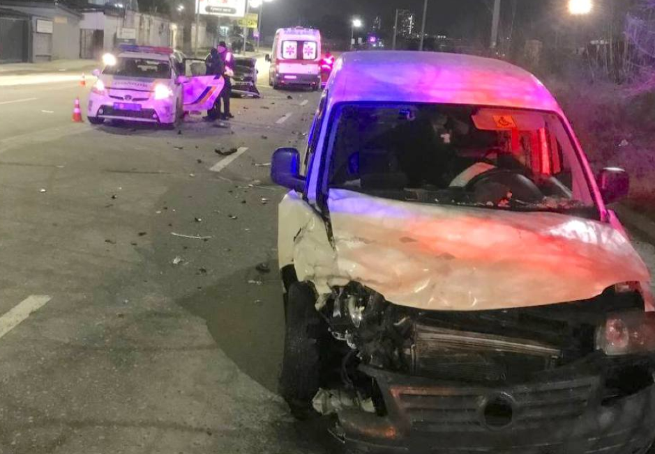 Таксист из Узбекистана устроил в Киеве серьезное ДТП с пострадавшими