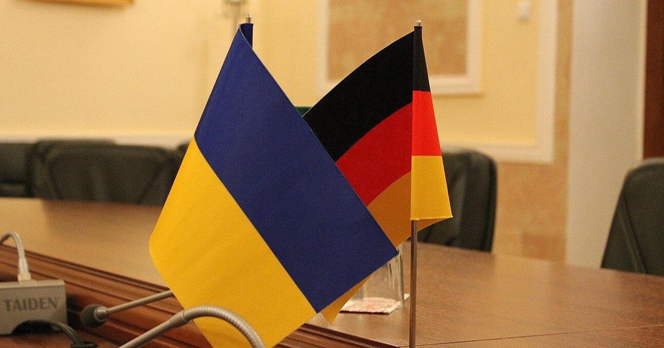 Украина призвала Германию предоставить оборонительное вооружение