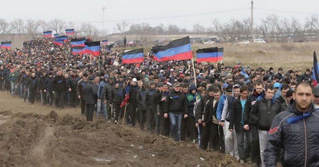 Боевики на Донбассе объявили мобилизацию, разыскивают резервистов