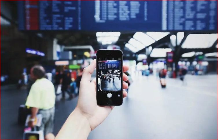 Смартфон могут конфисковать в аэропорту, и вот почему