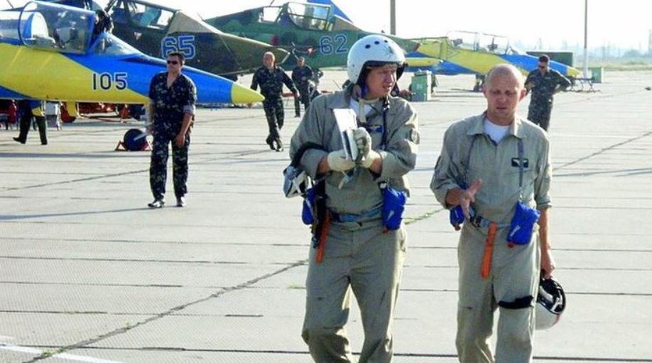 Массовые увольнения военных летчиков: Минобороны решило повысить зарплаты