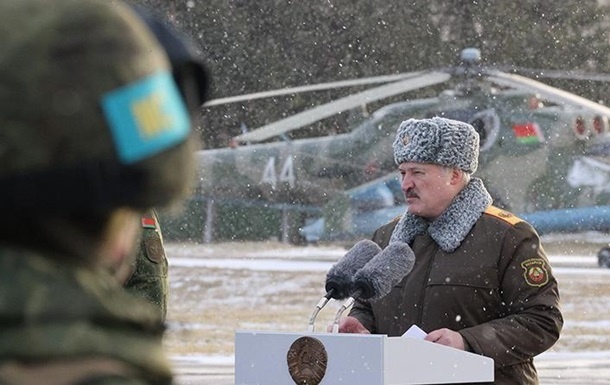 Лукашенко заявил о стягивании украинских войск к границе с Беларусью