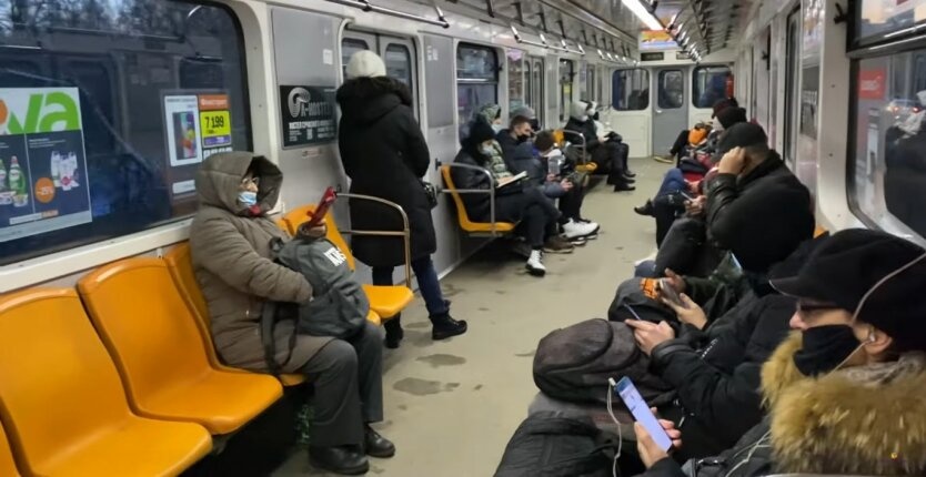 В Киеве решили значительно поднять цену на проезд в общественном транспорте