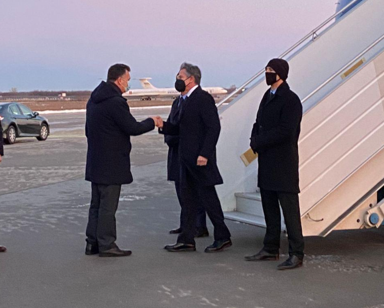 Госсекретарь США прибыл в Украину