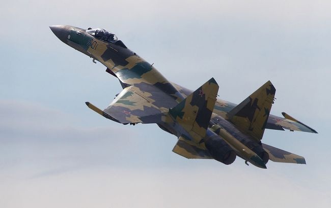 Россия перебрасывает истребители Су-35 в Беларусь