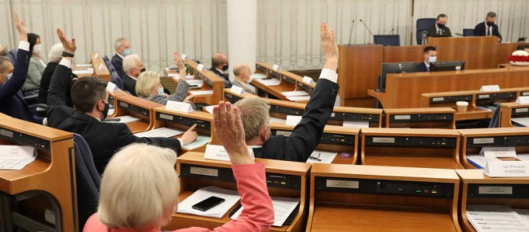 Сенат Польши поддержал Украину резолюцией