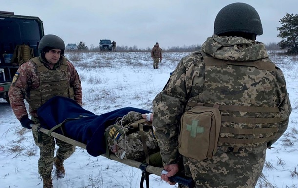 Сепаратисты на Донбассе пять раз нарушали режим тишины, ранен военный