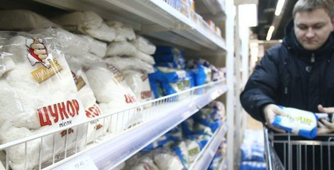 Цена сахара бьет рекорды: обзор по магазинам