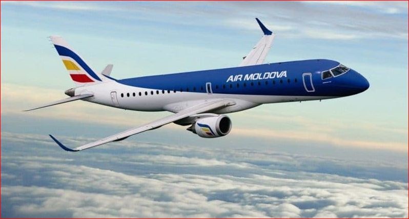 Пилот молдавских авиалиний оставил в небе "послание" украинцам