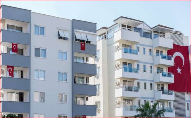 Турция готова принять несколько миллионов украинцев: жилье сдают по нашим ценам