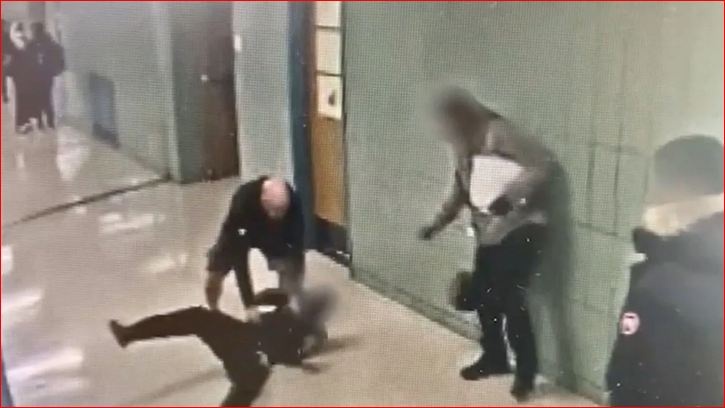 Учитель физкультуры ударил школьника и был тут же арестован: подробности защиты детей
