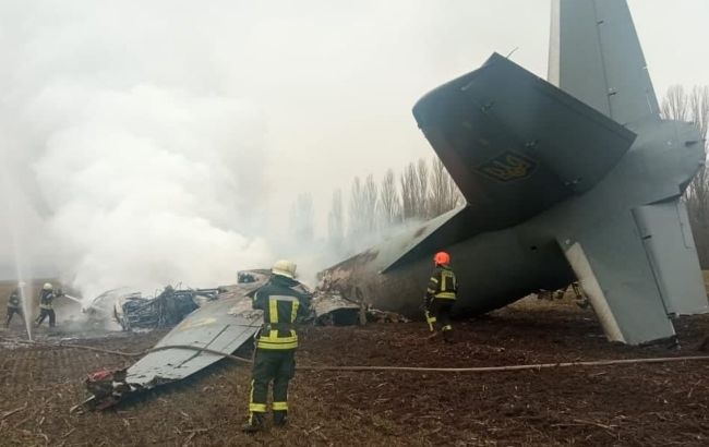 В Киевской области упал военный самолет ВСУ, есть погибшие