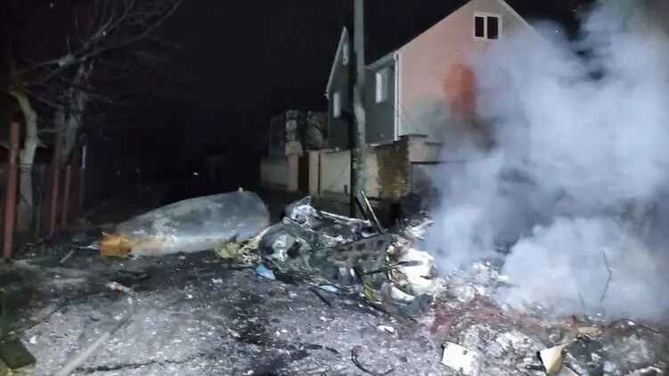 В Киеве на дом упали обломки летательного аппарата