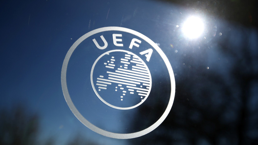 УЕФА наказал Россию за нападение на Украину