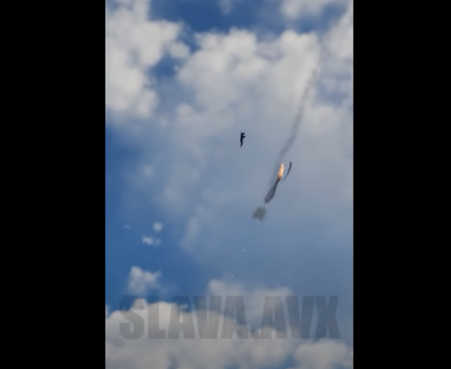 В сети появились кадры уничтожения российского Су-35 украинским МиГ-29