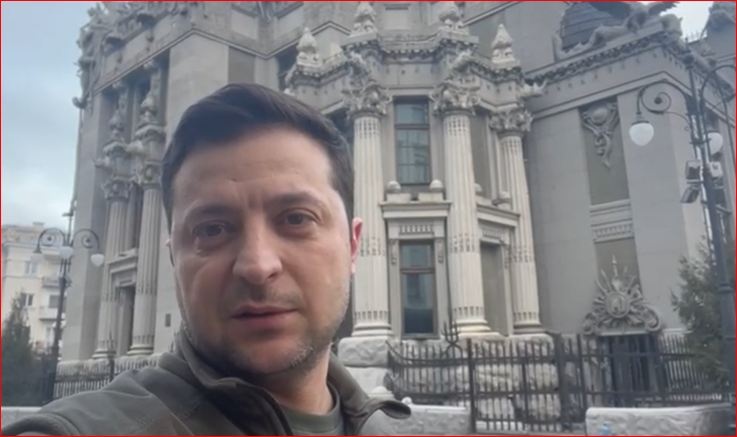 "Оружие мы не сложим": Зеленский с Банковой обратился к украинцам