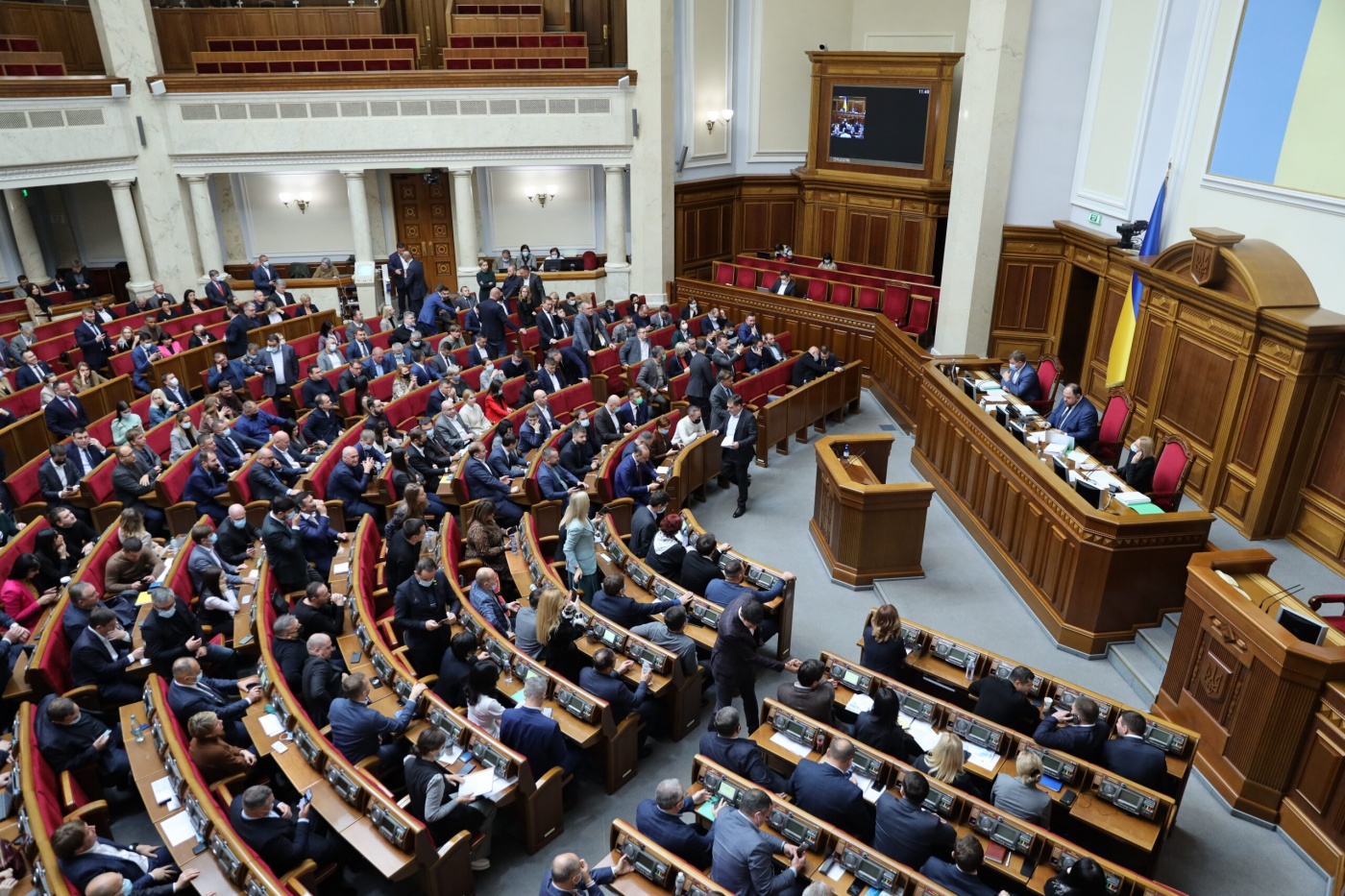 "Европейская Солидарность" уже опережает "Слугу народа" - результаты соцопроса