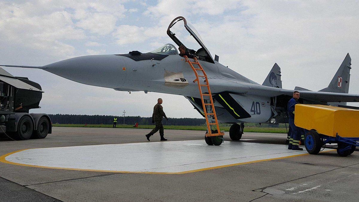 Украина получает 40 Миг-29 и Су-25 из Европы