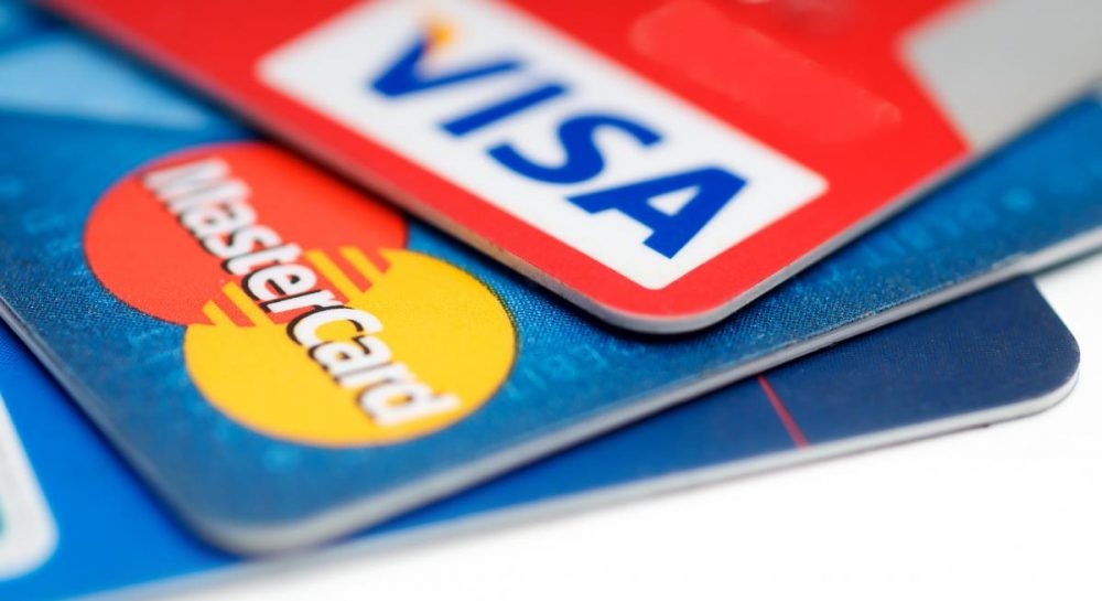Visa и MasterCard перестают работать в России