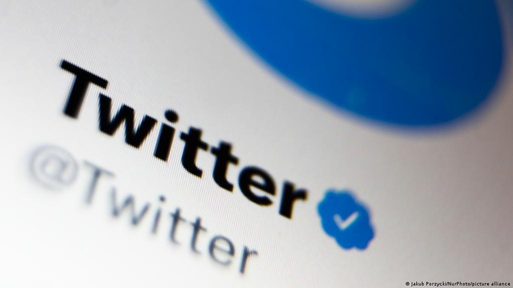 Не только Facebook: в России заблокировали и Twitter