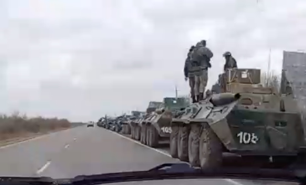 Военная колона агрессора остановилась в 25 км к северу от Киева – Пентагон