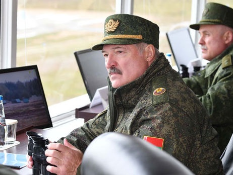 Война в Украине: почему Лукашенко пытается "отпетлять" от непосредственного ввода своих войск