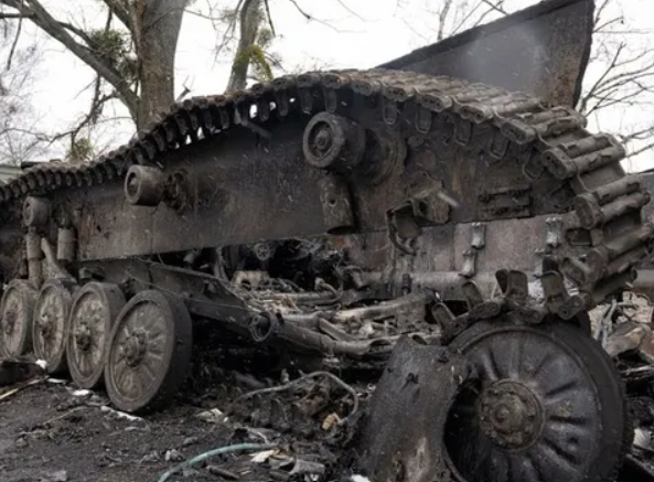Пытались прорваться в Киев: на подступах к столице уничтожена колонна техники РФ