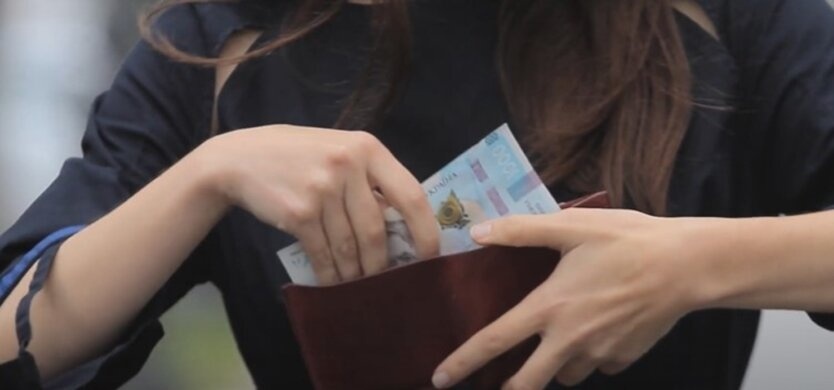 6500 гривен потерявшим работу украинцам: когда начнутся выплаты