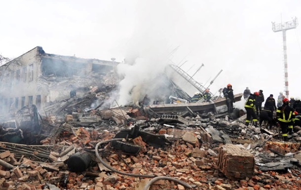 Ракетный удар по аэропорту Винницы: девять жертв