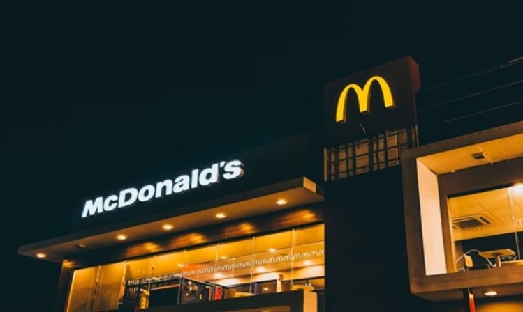 McDonald's закрывается о всей России