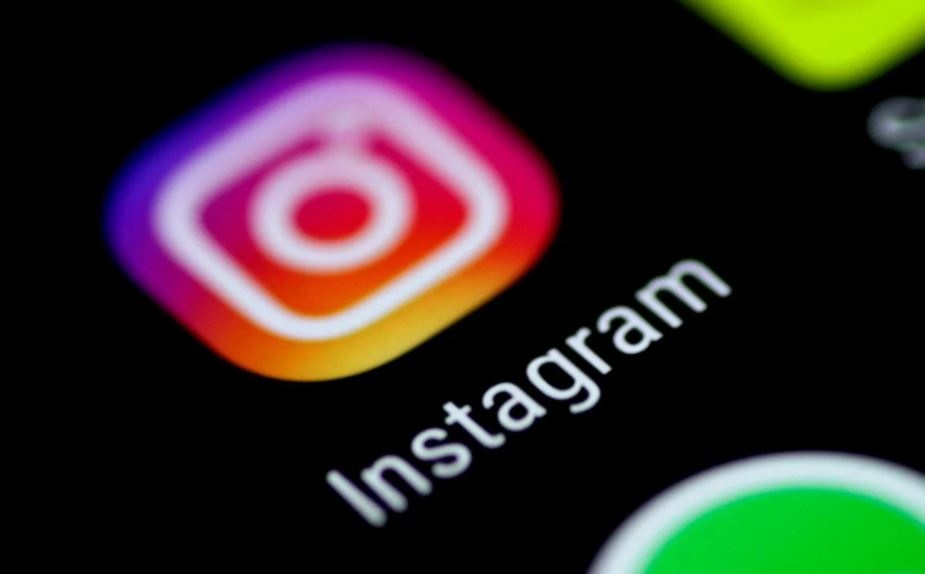 Блогерша из России  устроила истерику из-за закрытия Instagram