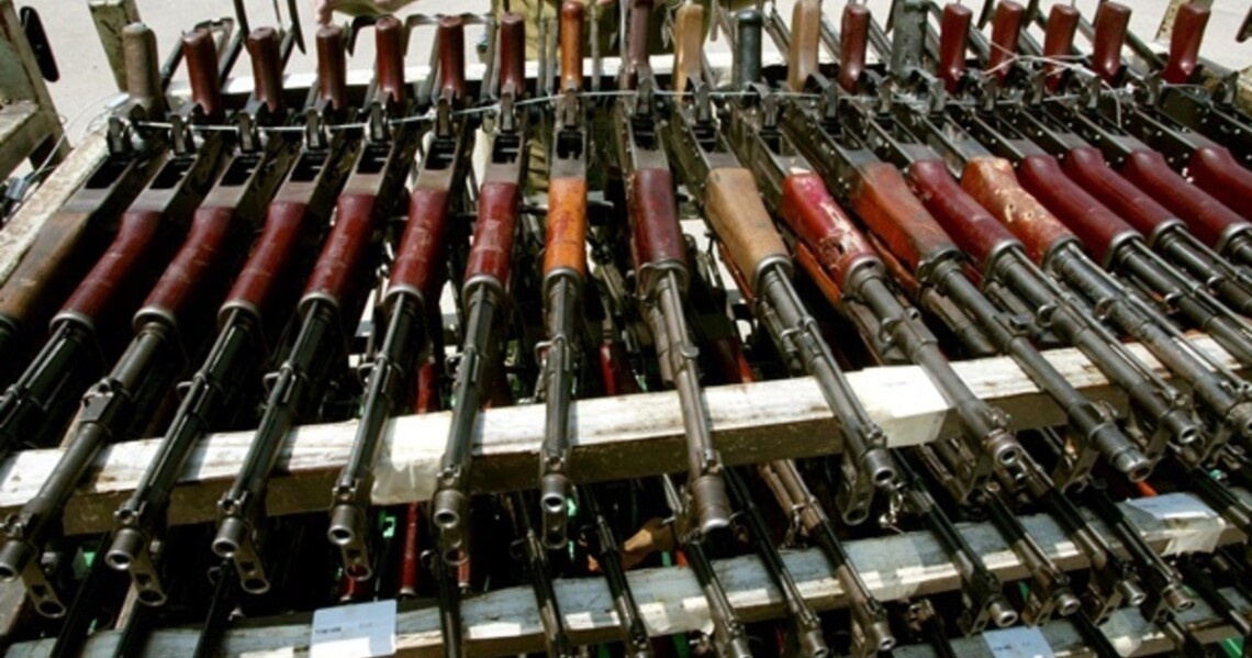 В МВД объяснили, как украинцам получить автоматическое оружие