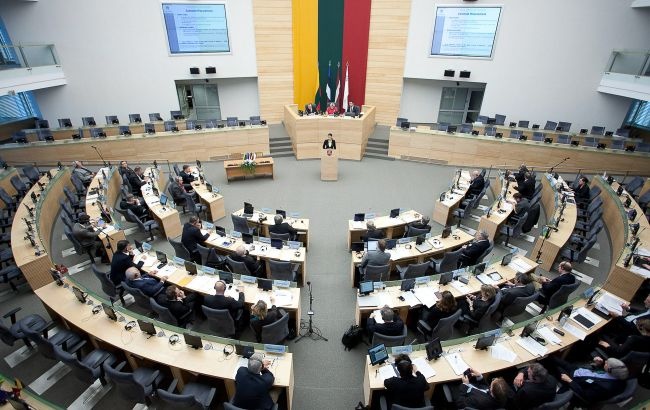 Сейм Литвы призвал ООН принять срочные меры по обеспечению бесполетной зоны над Украиной