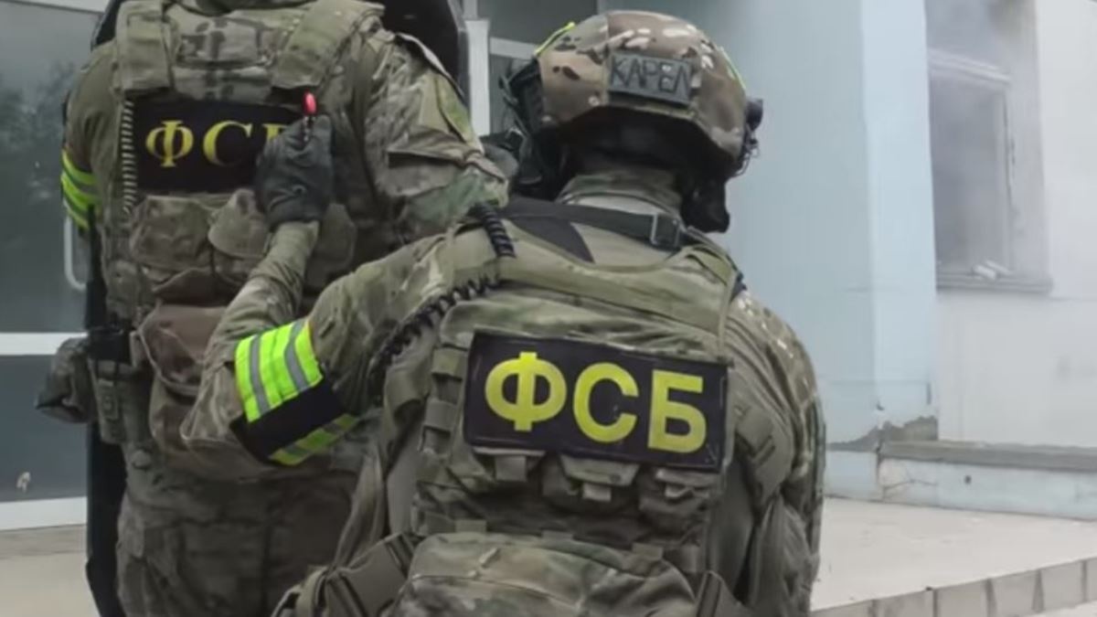 Христо Грозев рассказал, что ФСБ начало задерживать охранников Путина