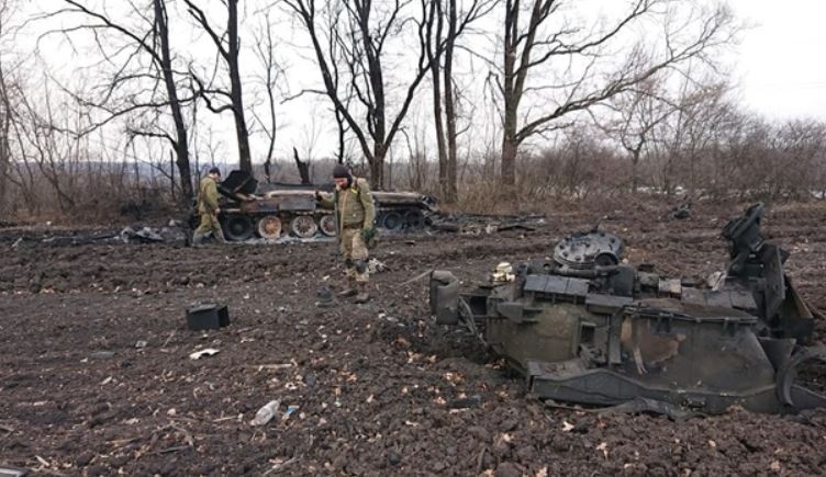В РФ заявили о перегруппировке войск в Украине