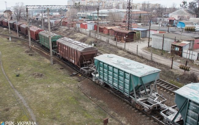 Авиаудар по Краматорску: повреждена железная дорога