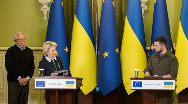 Глава Еврокомиссии описала Зеленскому механизм вступления Украины в ЕС