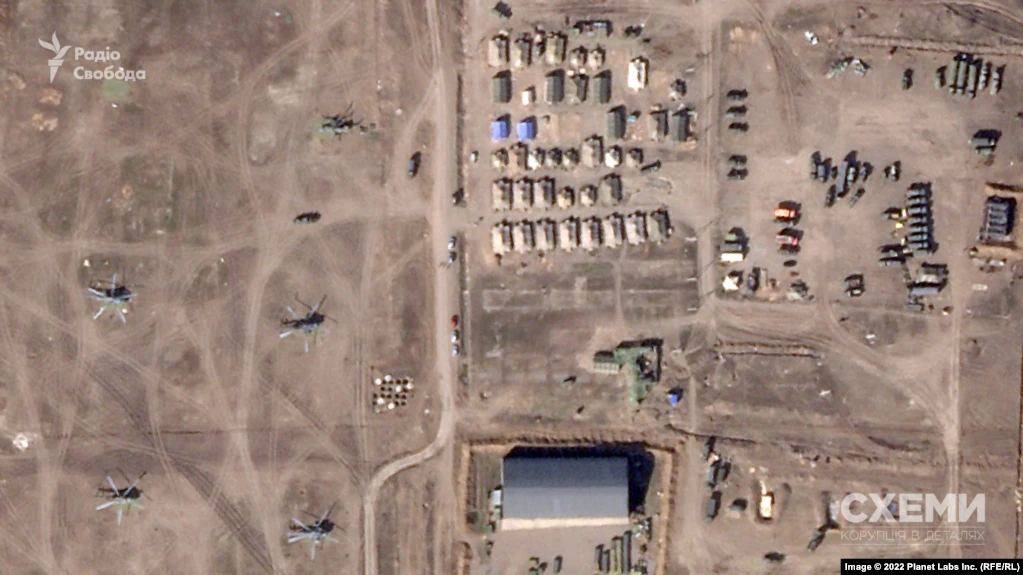 Спутниковые снимки зафиксировали крупные скопления военной техники РФ вблизи Харьковской области и Донбасса
