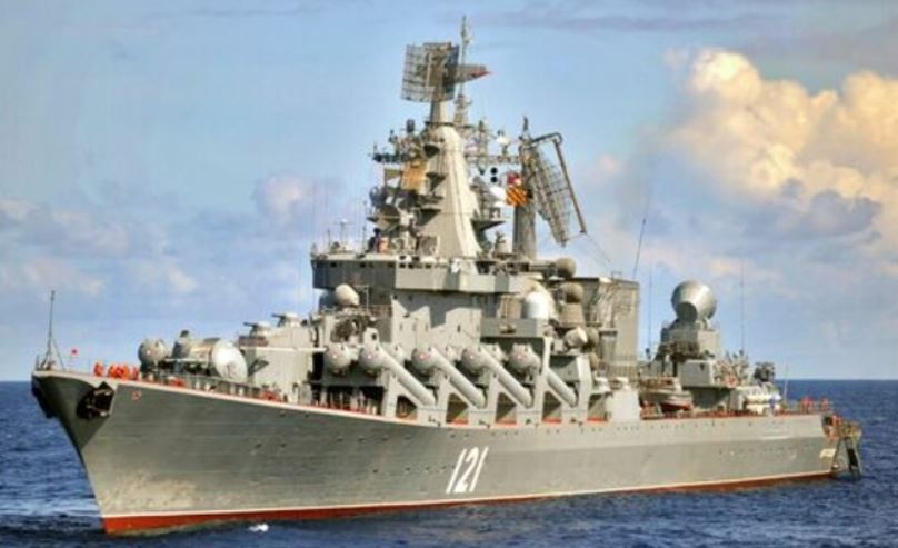 ​Русский военный корабль пошел по адресу крейсер "Москва" получил две ракеты в борт