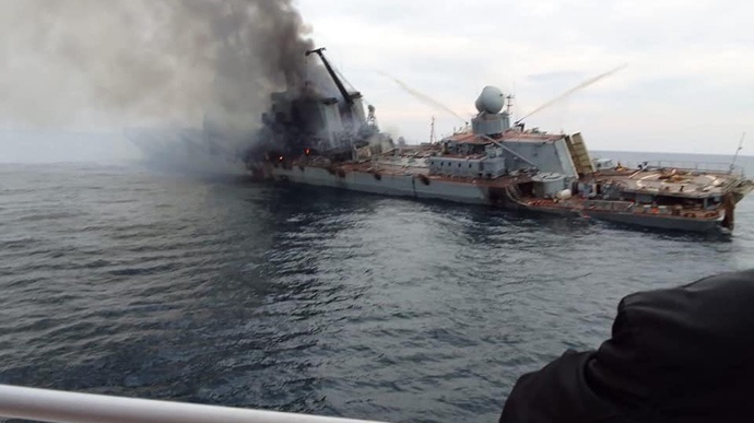 Потери на крейсере "Москва": россиянам удалось спасти только 58 человек - Данилов