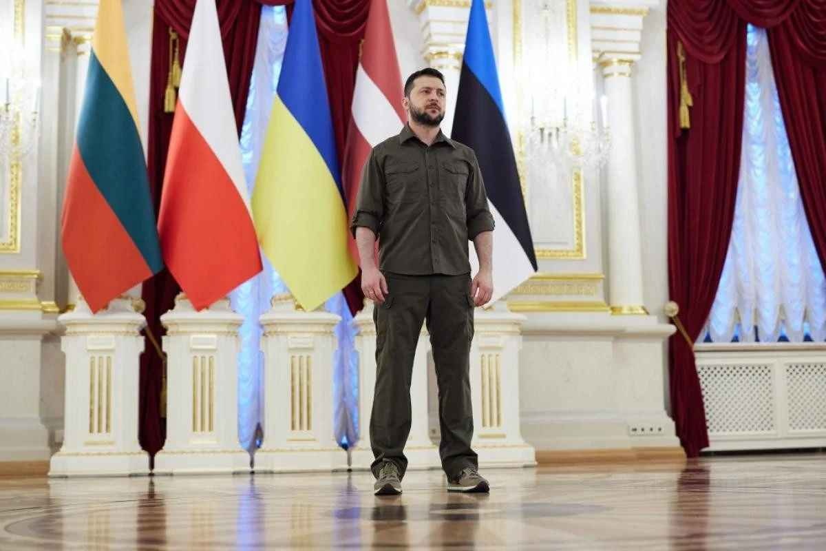 Ю. Романенко: Зеленский уже реализовал военный союз Украины и НАТО